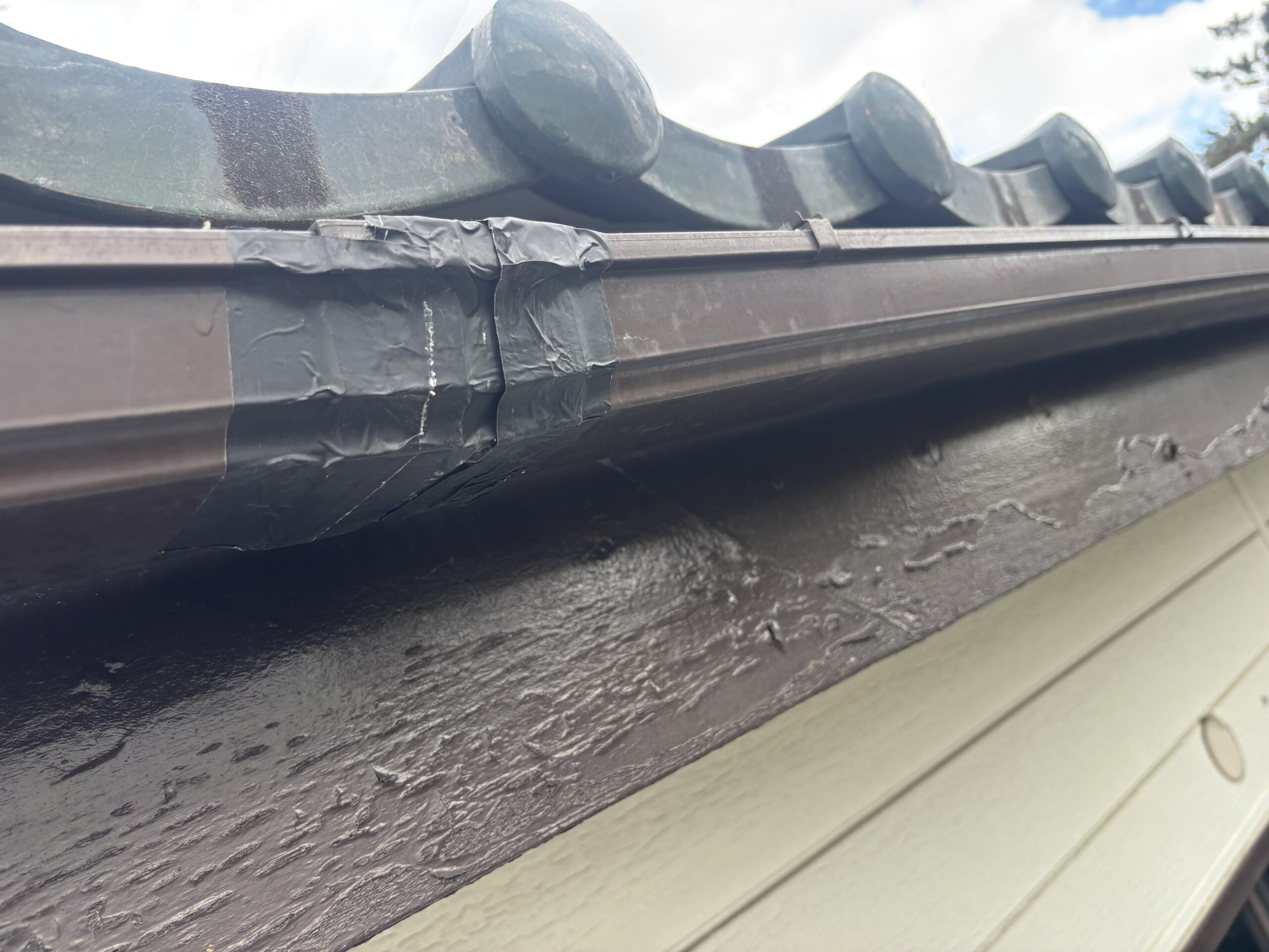 日野市｜雨樋交換、放置するとどうなる？症状別の対処法