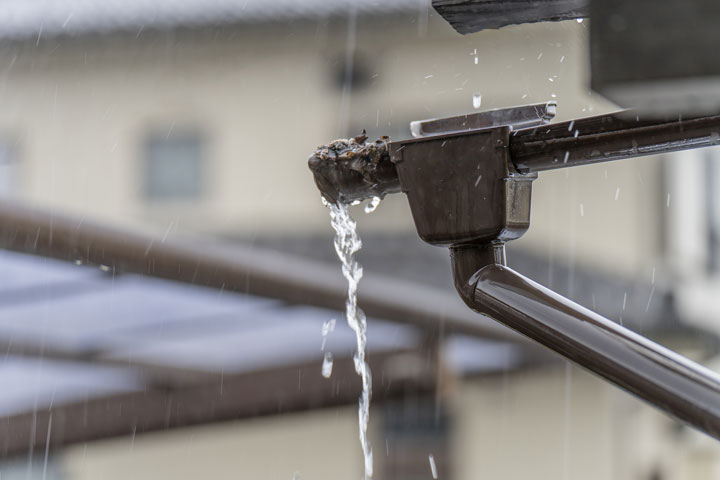 雨樋からの漏水